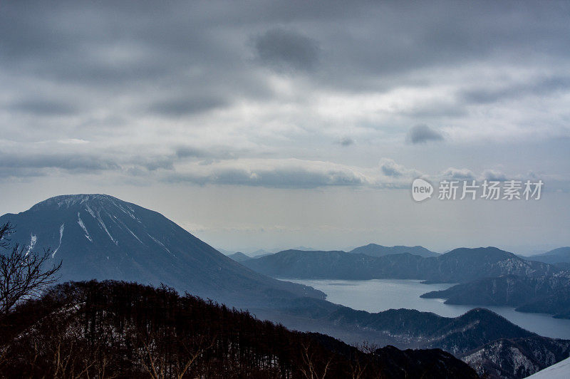 Mt Maeshirane,日光、日本。